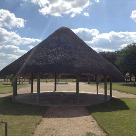Peace Garden Lodge Grootfontein Extérieur photo